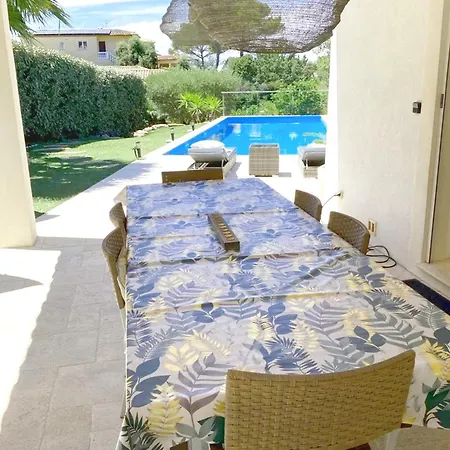 Architect-Designed Villa Frejus Dom wakacyjny *
